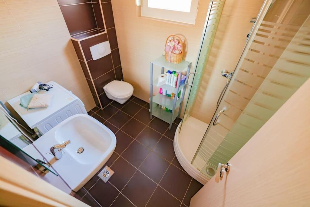 Apartment Vito, Pag Island Повляна Екстериор снимка