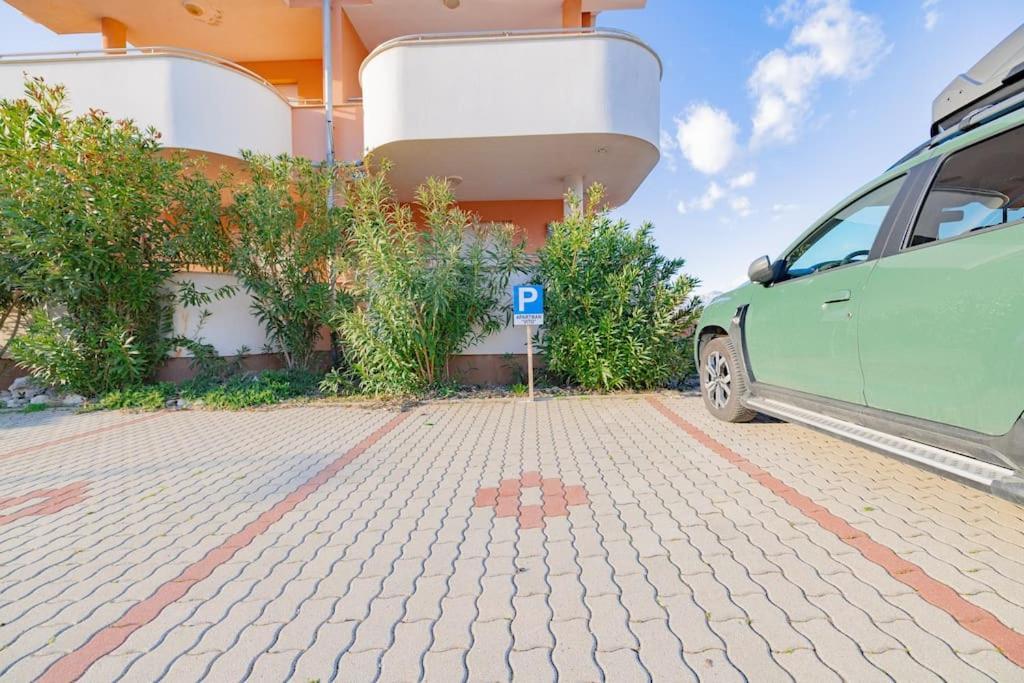 Apartment Vito, Pag Island Повляна Екстериор снимка
